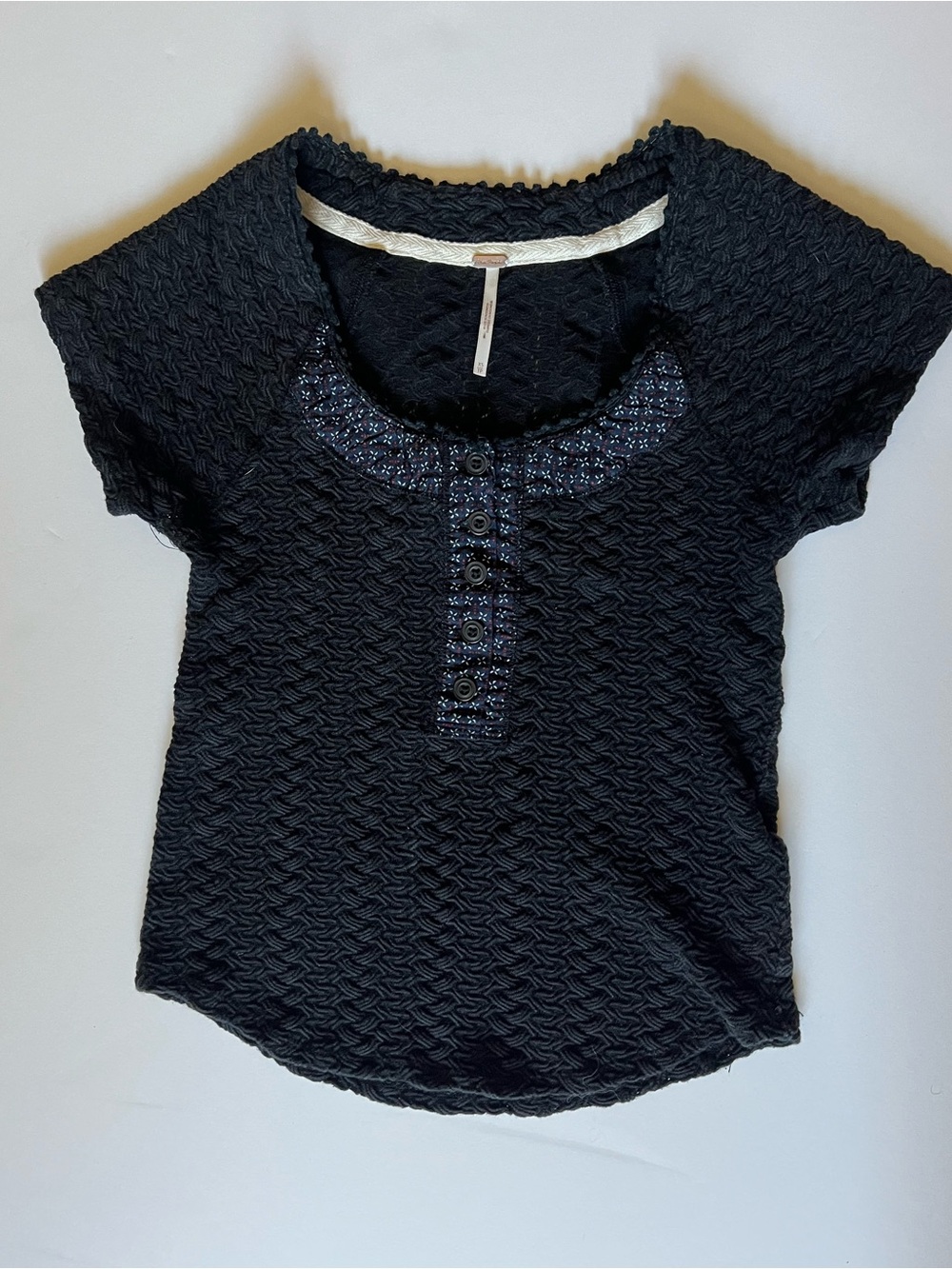Free People Cap-Sleeve Top with Floral Neckline and Button Placket size XS